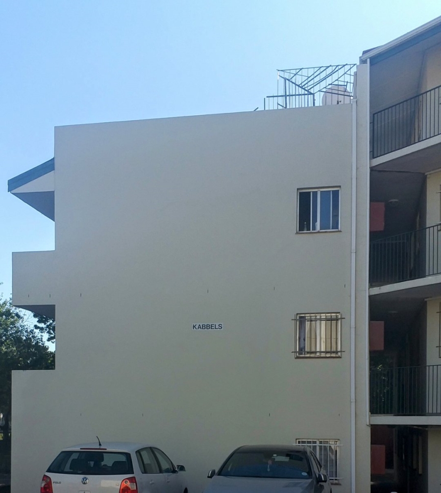 To Let 1 Bedroom Property for Rent in Dennesig Western Cape